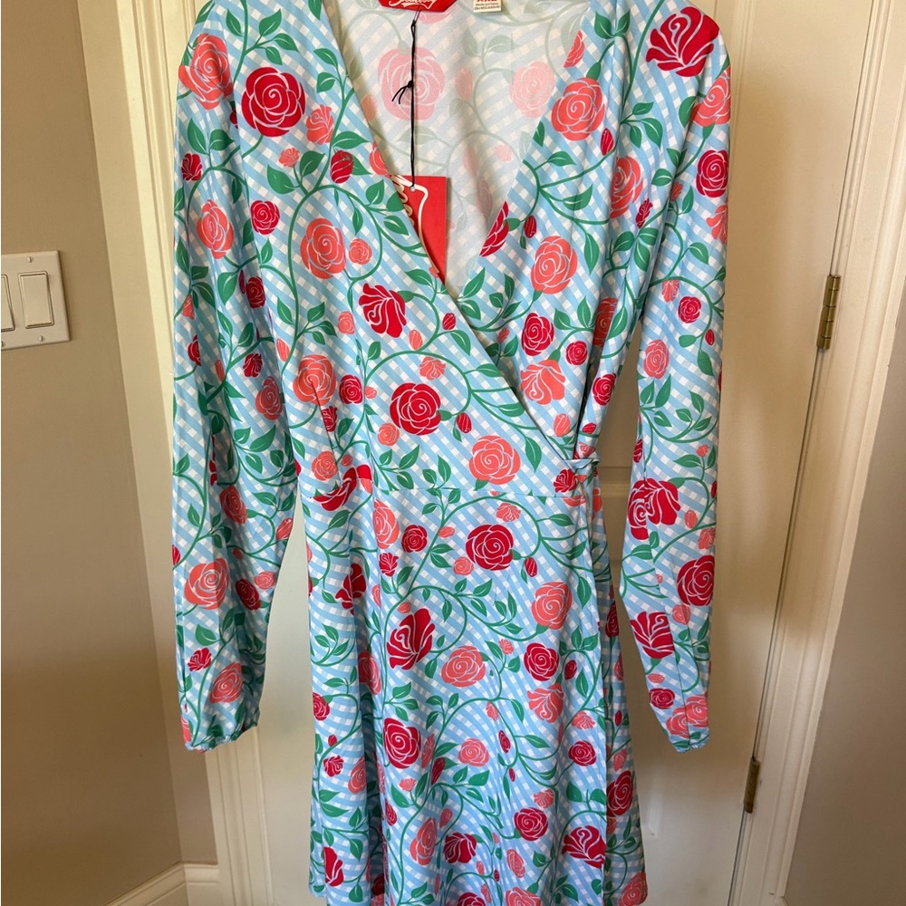 Shinesty gingham blue with roses wrap dress